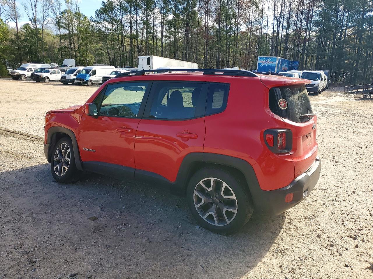 2015 JEEP RENEGADE LATITUDE photo 3