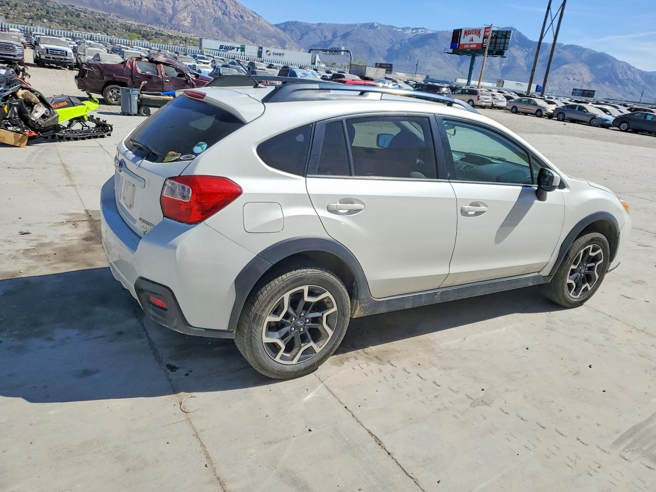 2017 SUBARU CROSSTREK PREMIUM photo 5