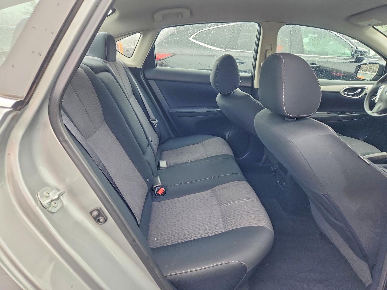 2014 NISSAN SENTRA S photo 19