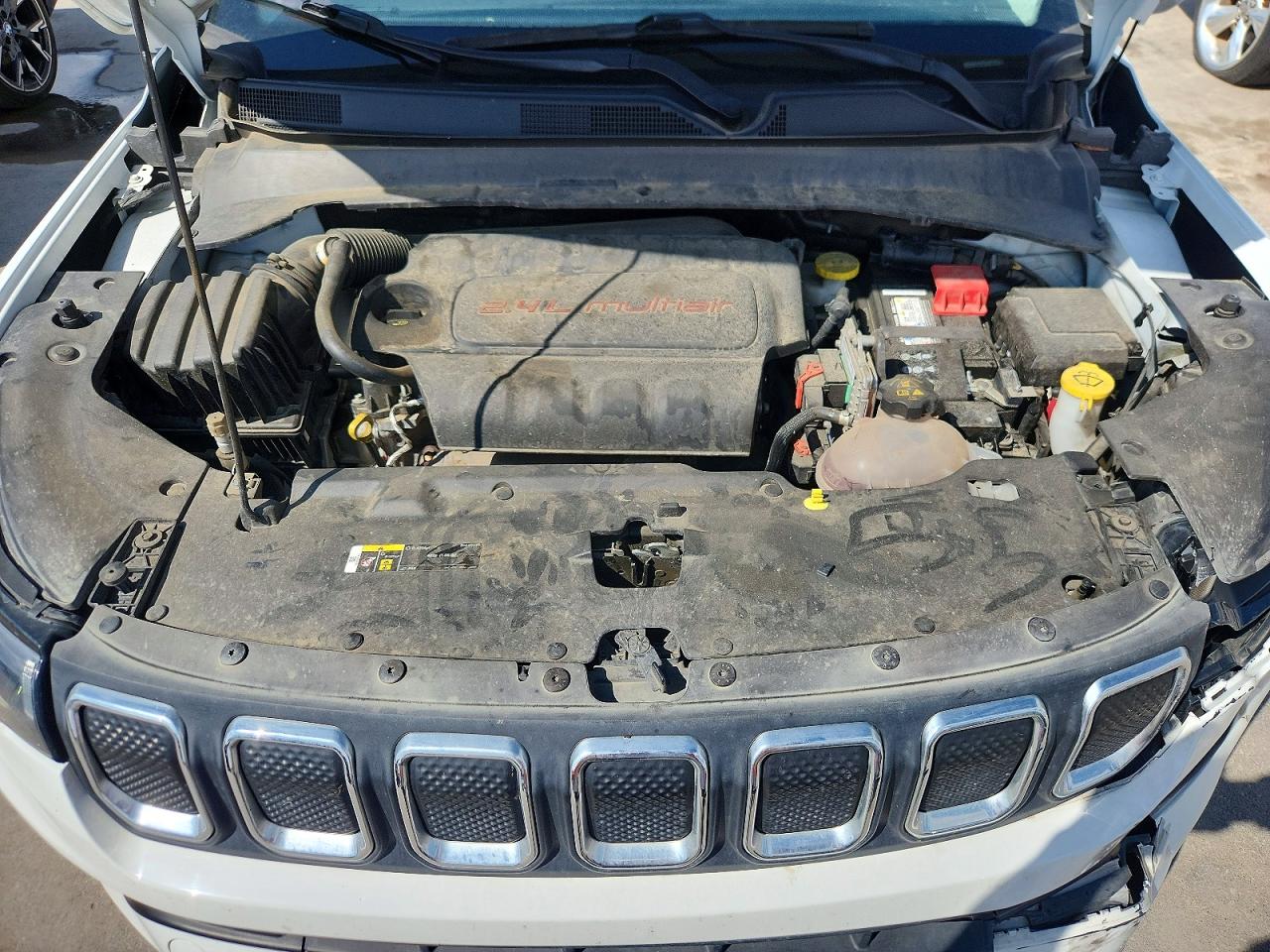 2022 JEEP COMPASS LATITUDE photo 12