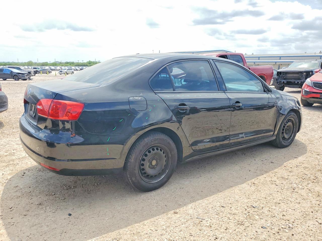 2014 VOLKSWAGEN JETTA BASE photo 3