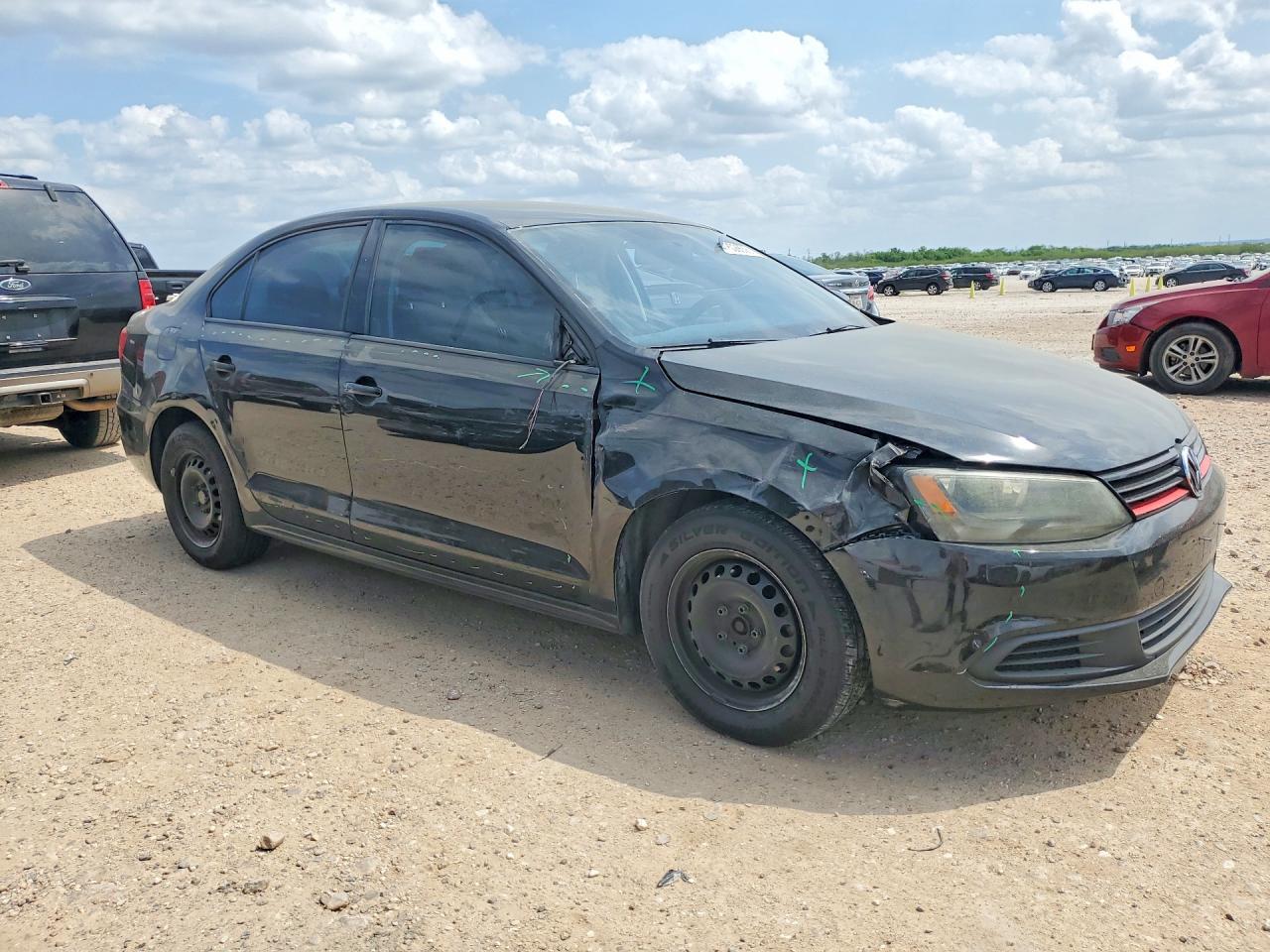 2014 VOLKSWAGEN JETTA BASE photo 4