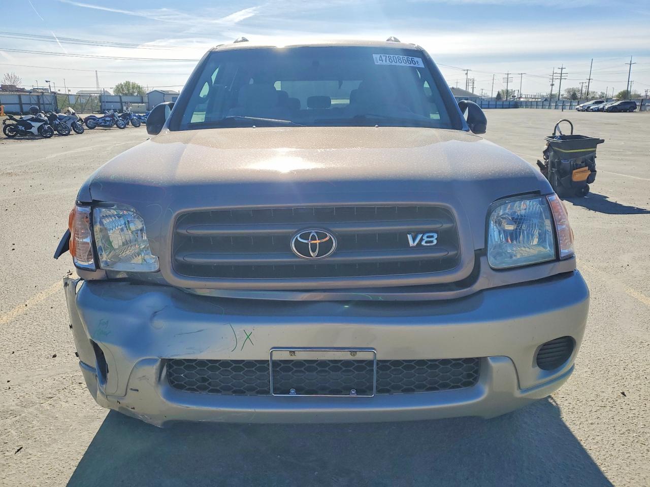2001 TOYOTA SEQUOIA SR5 photo 13