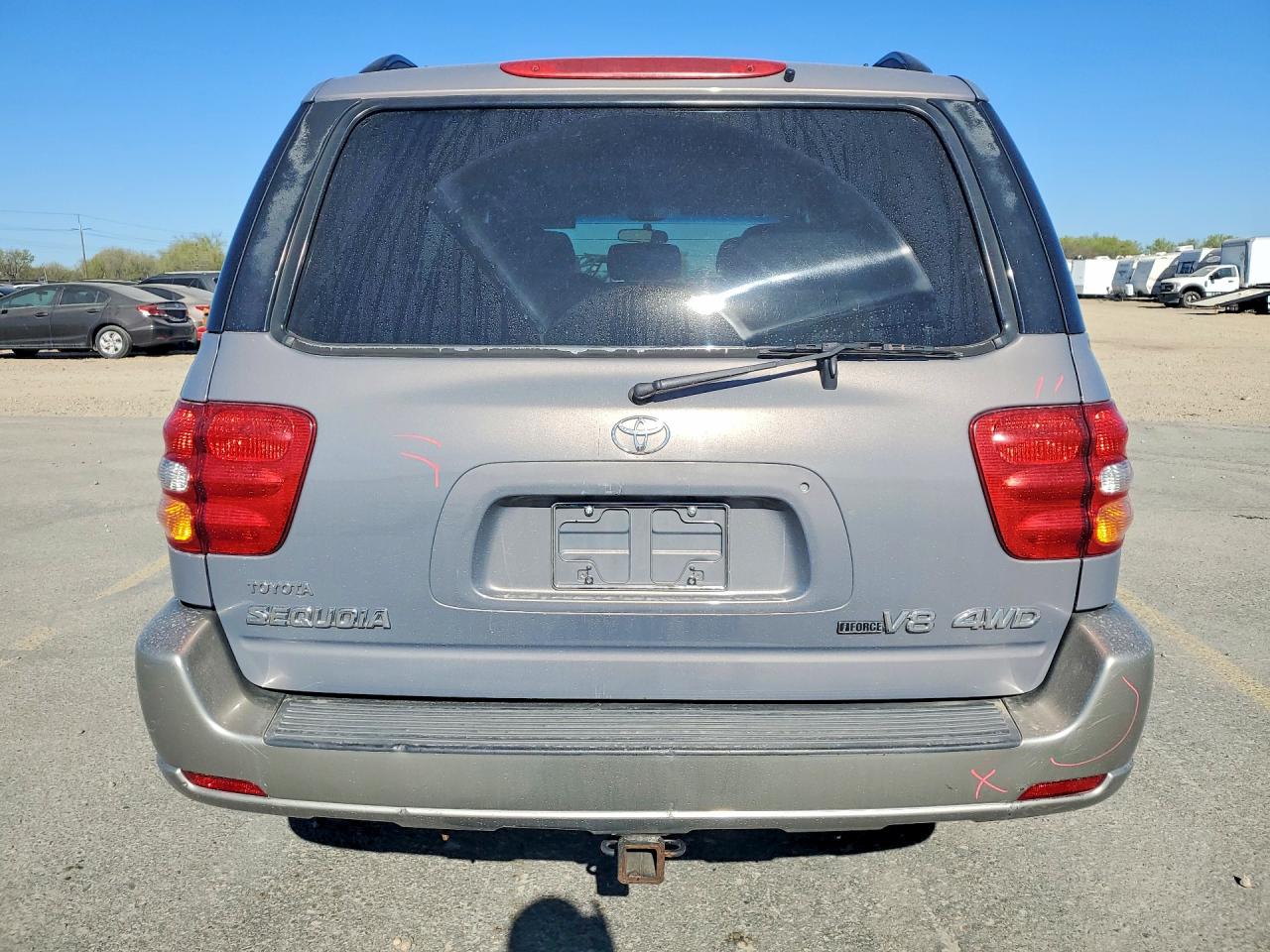2001 TOYOTA SEQUOIA SR5 photo 16