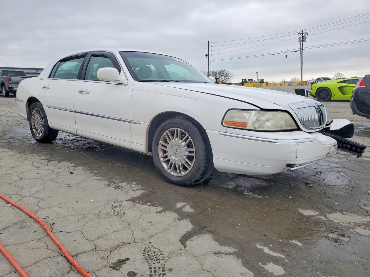 2006 LINCOLN TOWN CAR SIGNATURE LIMITED photo 7