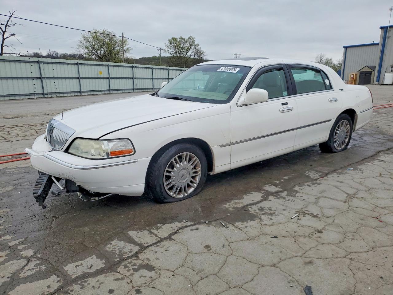 2006 LINCOLN TOWN CAR