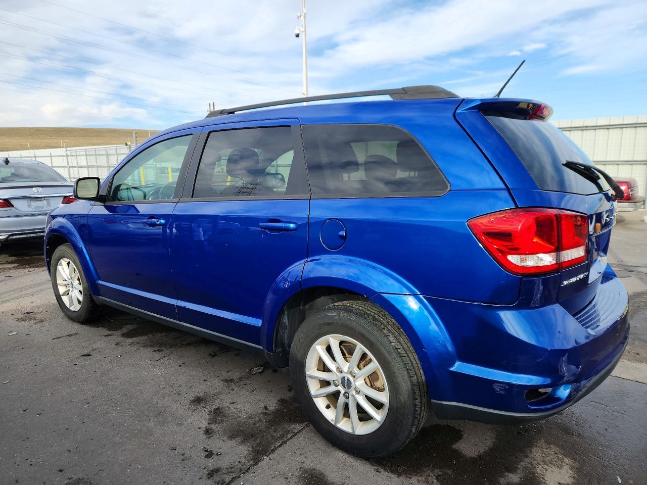 2015 DODGE JOURNEY SXT photo 2