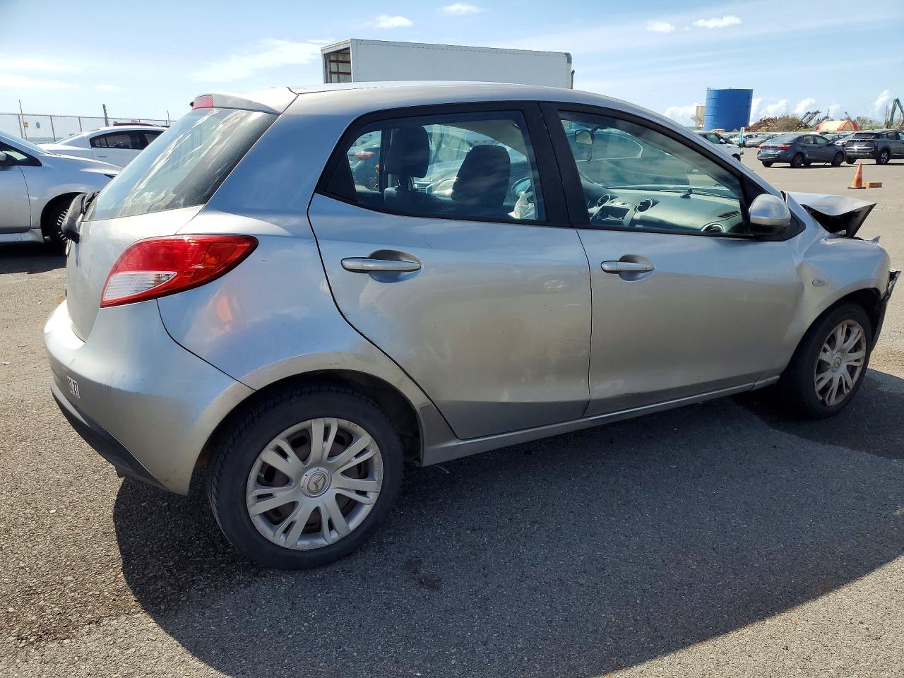2012 MAZDA MAZDA2 photo 3