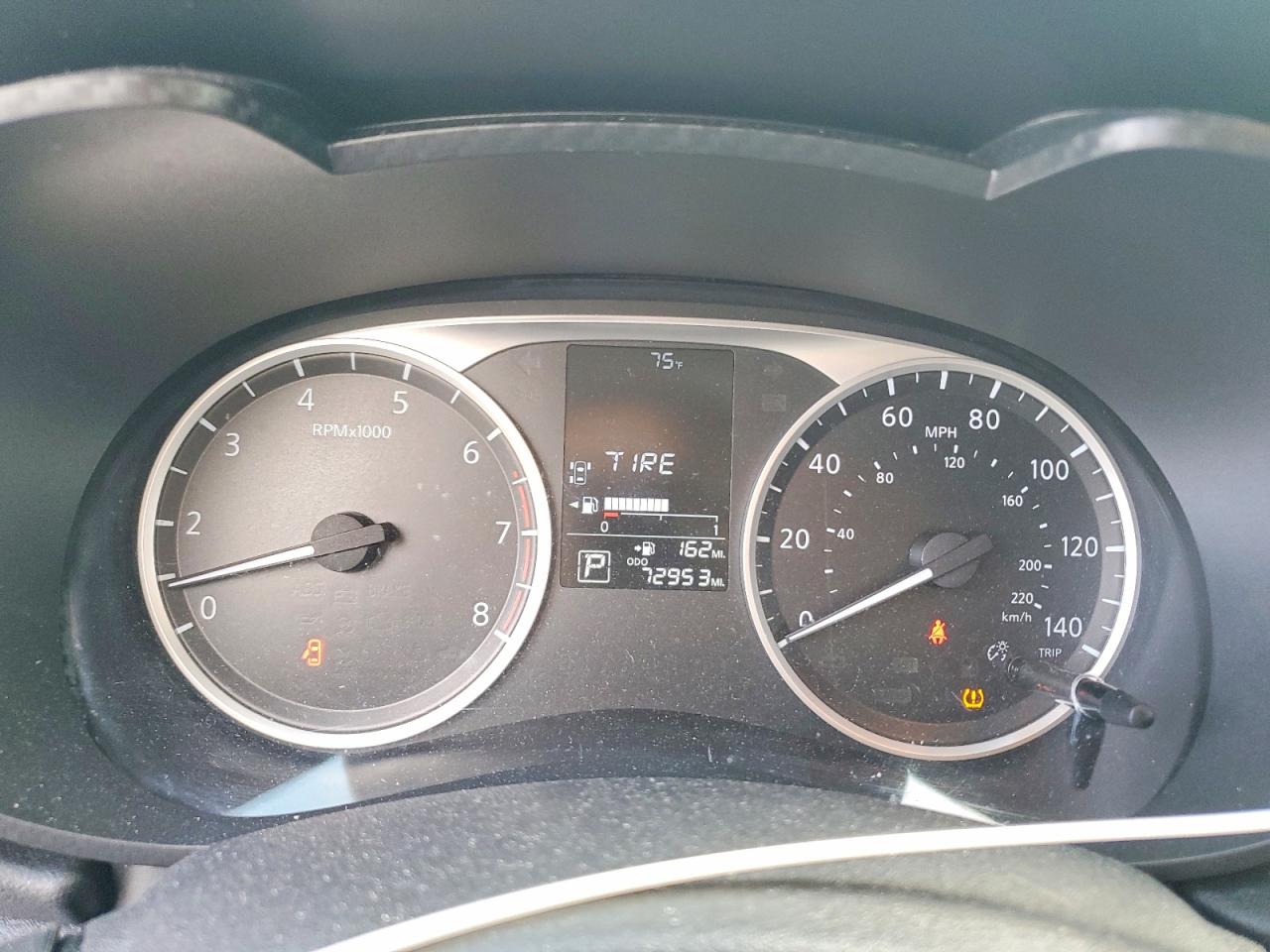 2020 NISSAN VERSA S photo 9