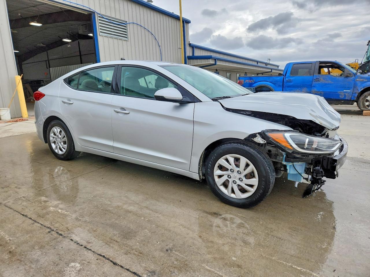 2017 HYUNDAI ELANTRA SE photo 7