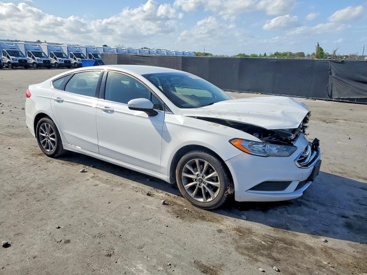 2017 FORD FUSION SE photo 10