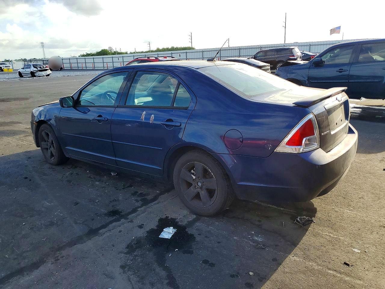 2007 FORD FUSION SE photo 3