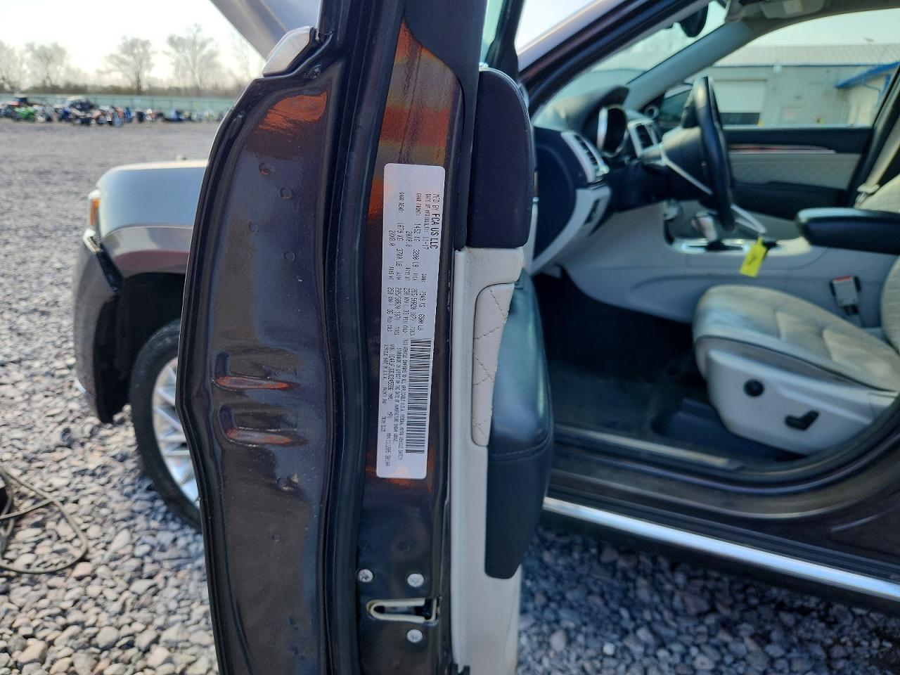 2018 JEEP GRAND CHEROKEE SUMMIT photo 12