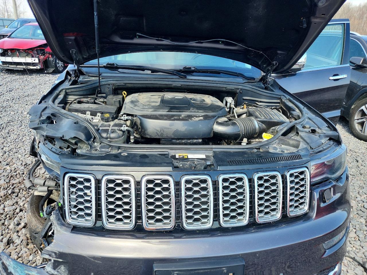2018 JEEP GRAND CHEROKEE SUMMIT photo 11