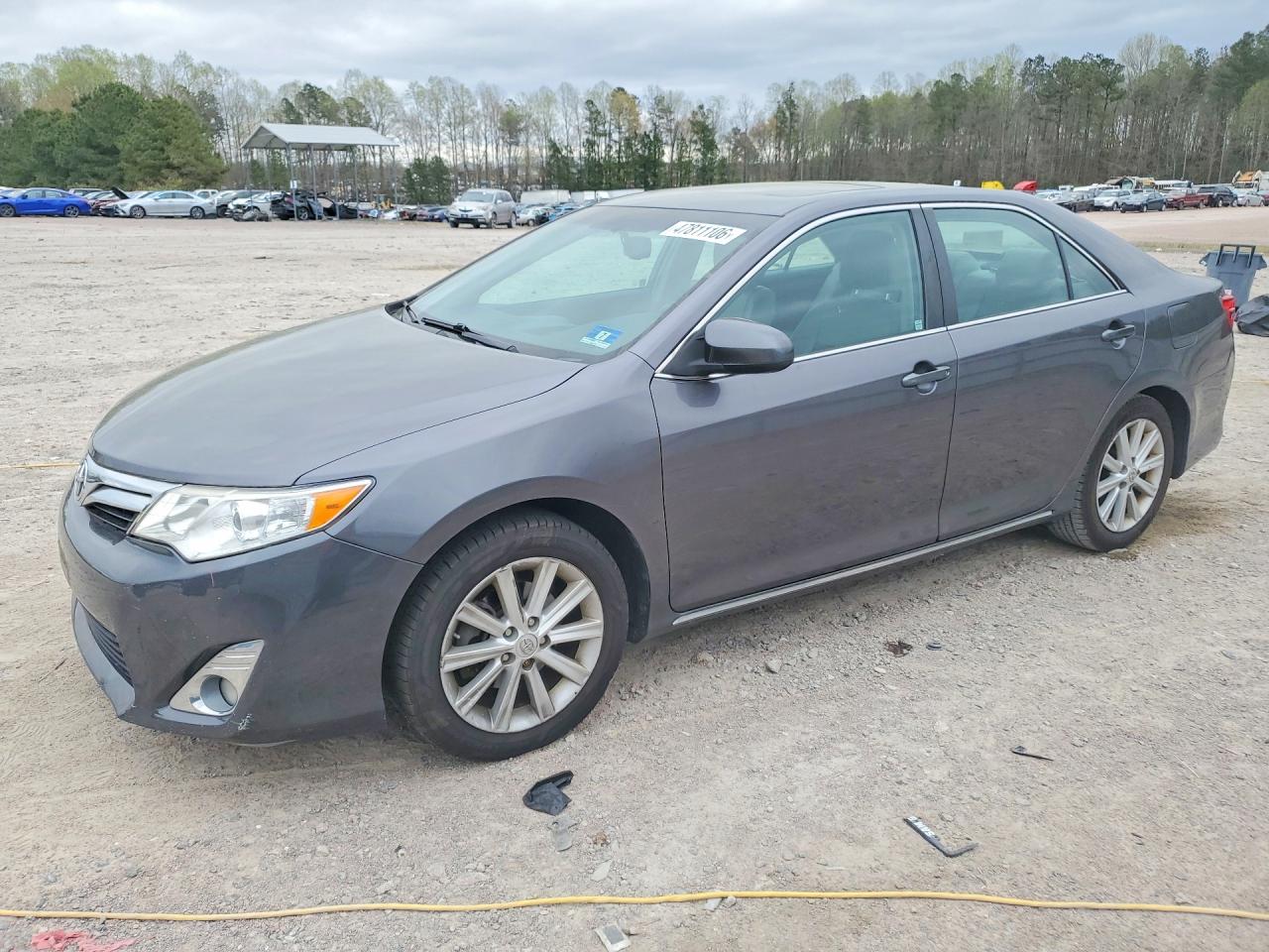 2014 TOYOTA CAMRY