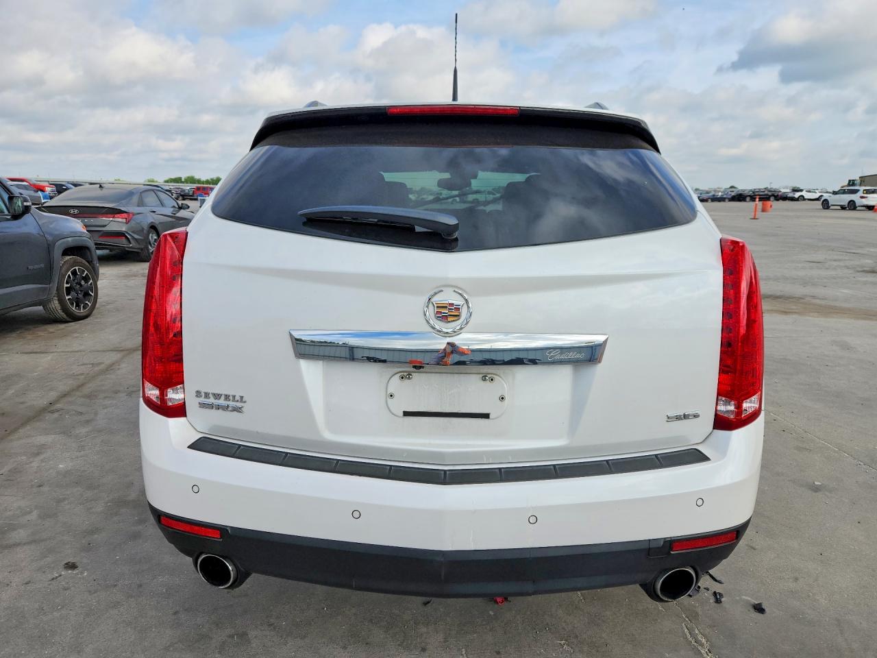 2013 CADILLAC SRX LUXURY COLLECTION photo 6
