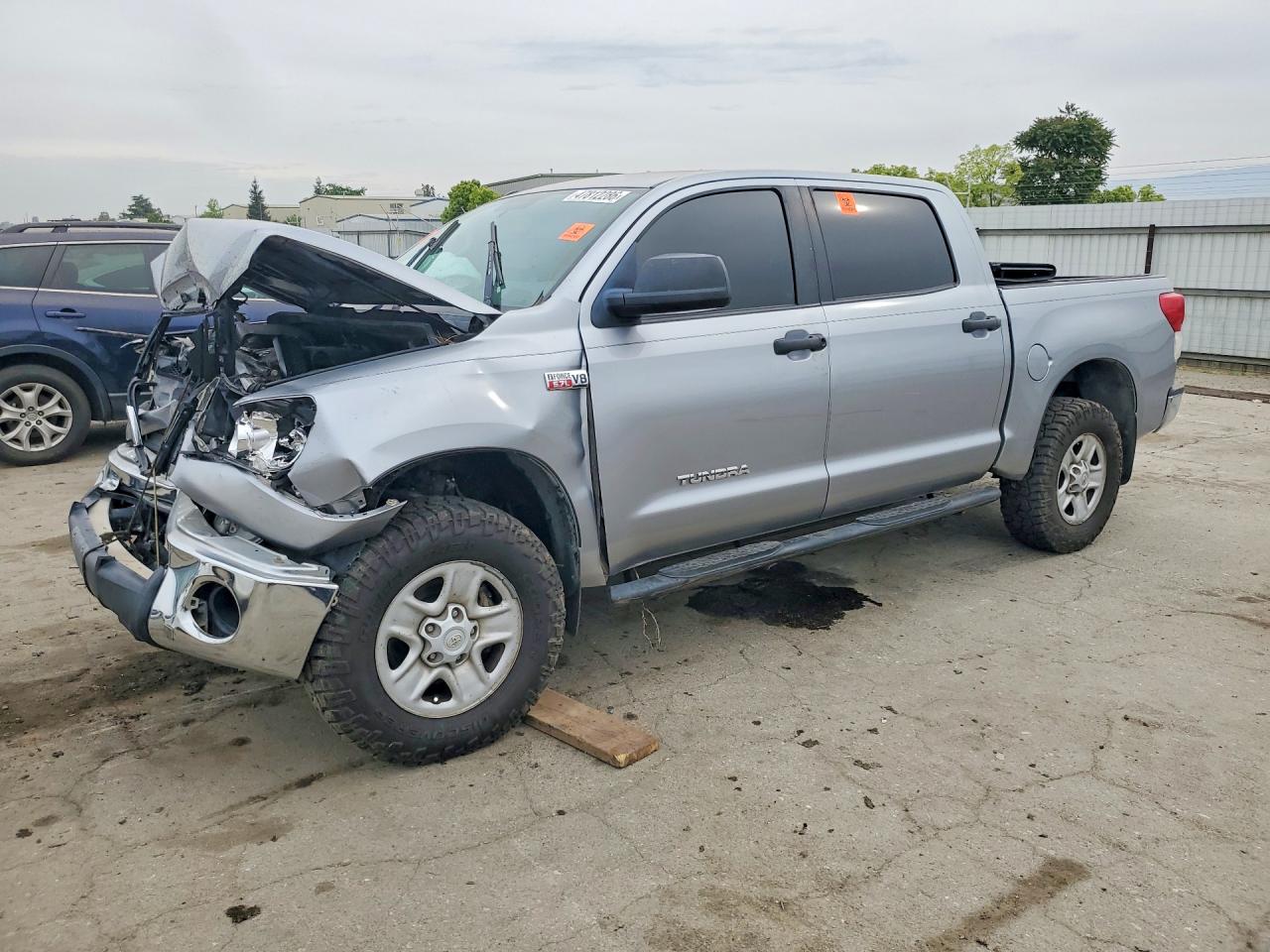 2012 TOYOTA TUNDRA