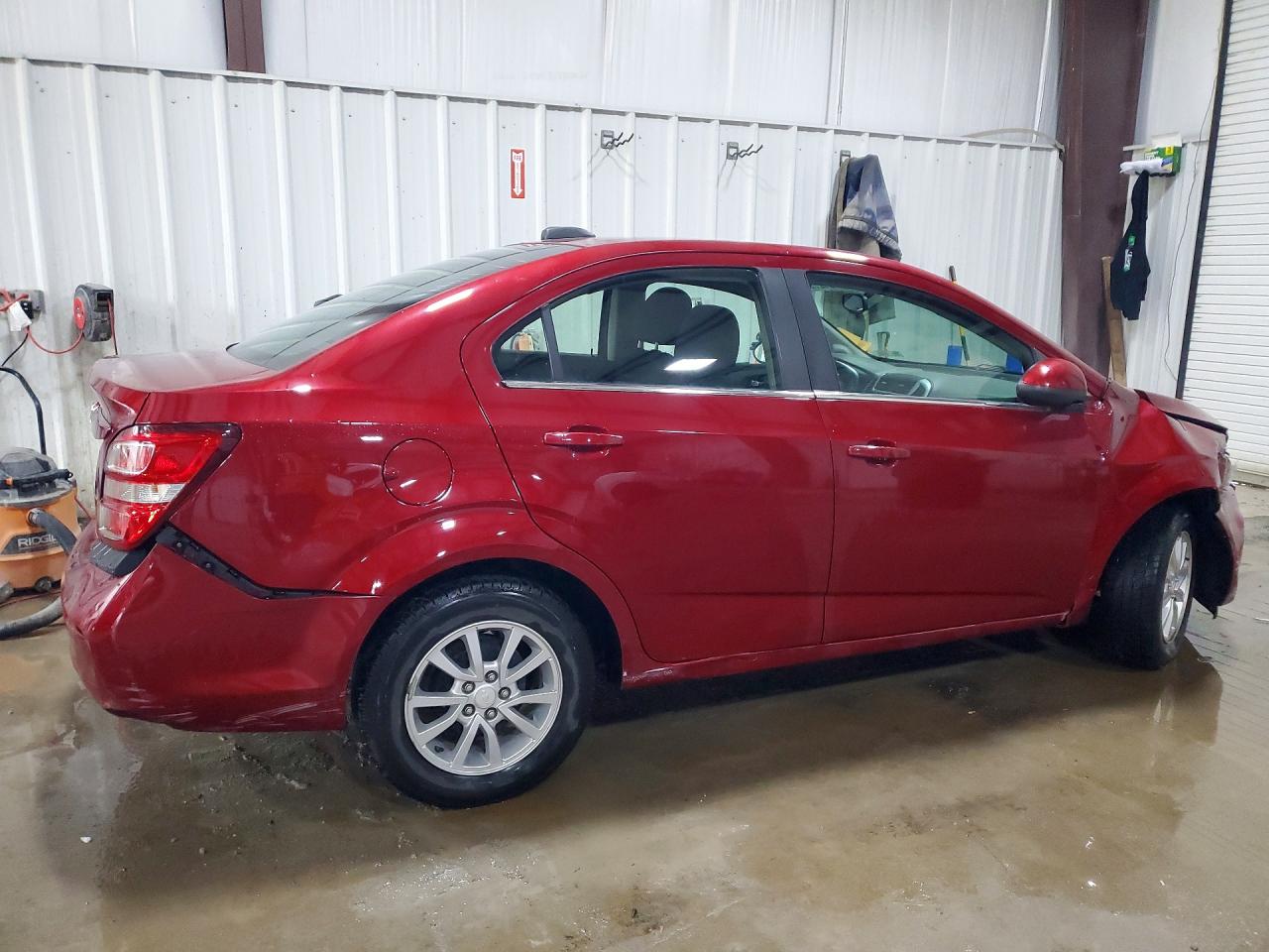 2017 CHEVROLET SONIC LT photo 3