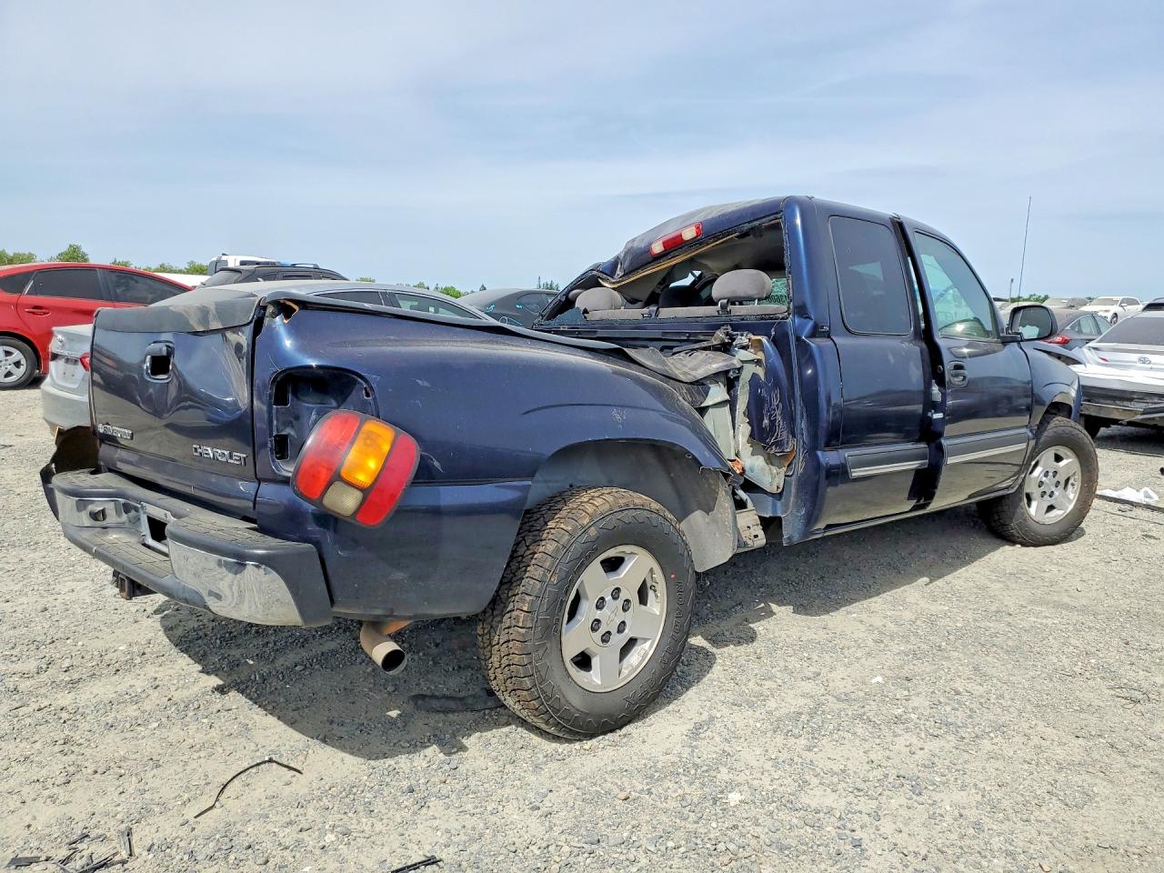 2005 CHEVROLET SILVERADO C1500 photo 5