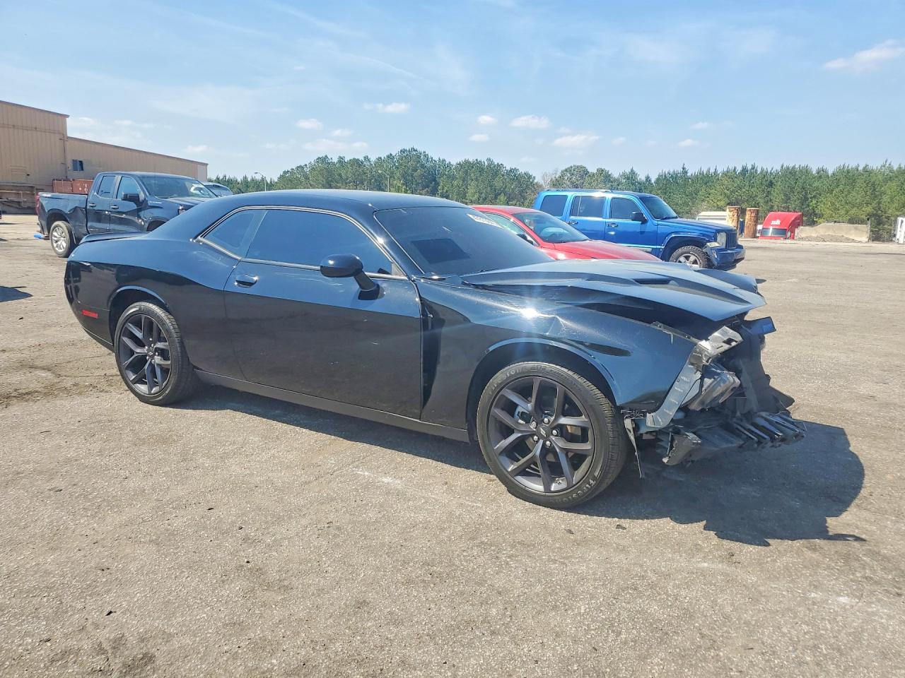 2023 DODGE CHALLENGER SXT photo 7