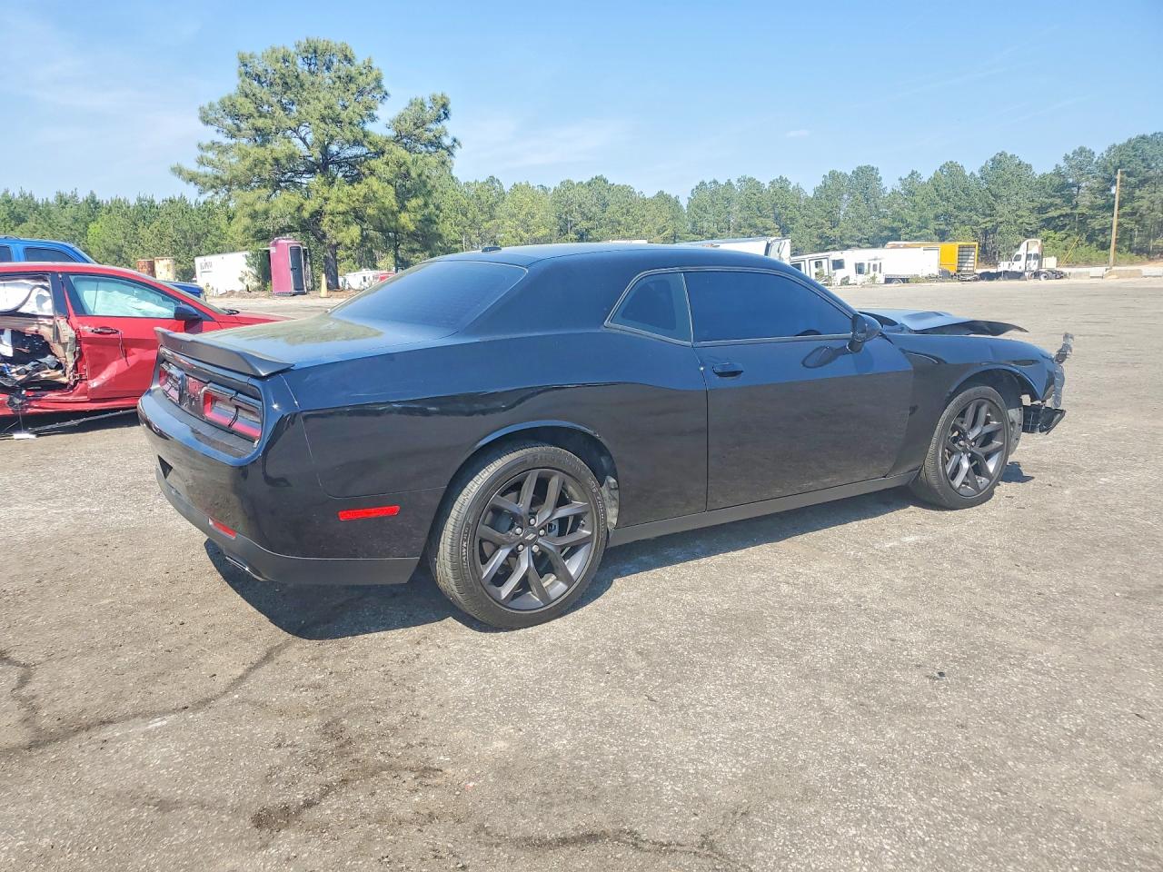 2023 DODGE CHALLENGER SXT photo 5