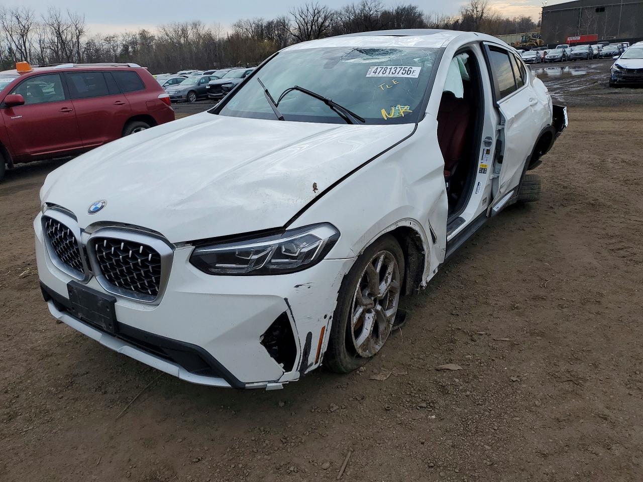 2022 BMW X4