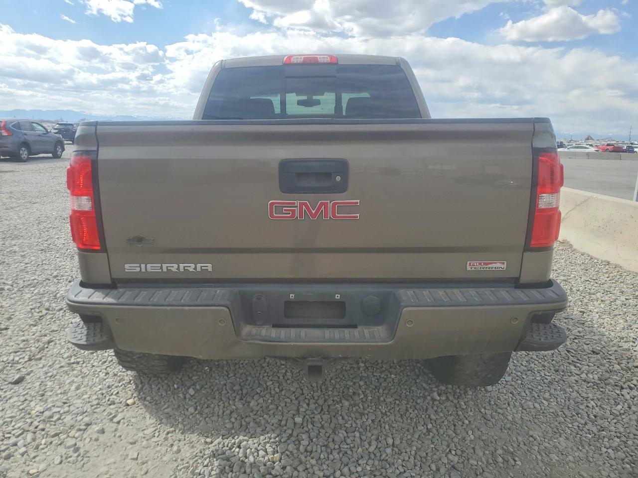 2015 GMC SIERRA K1500 SLT photo 16
