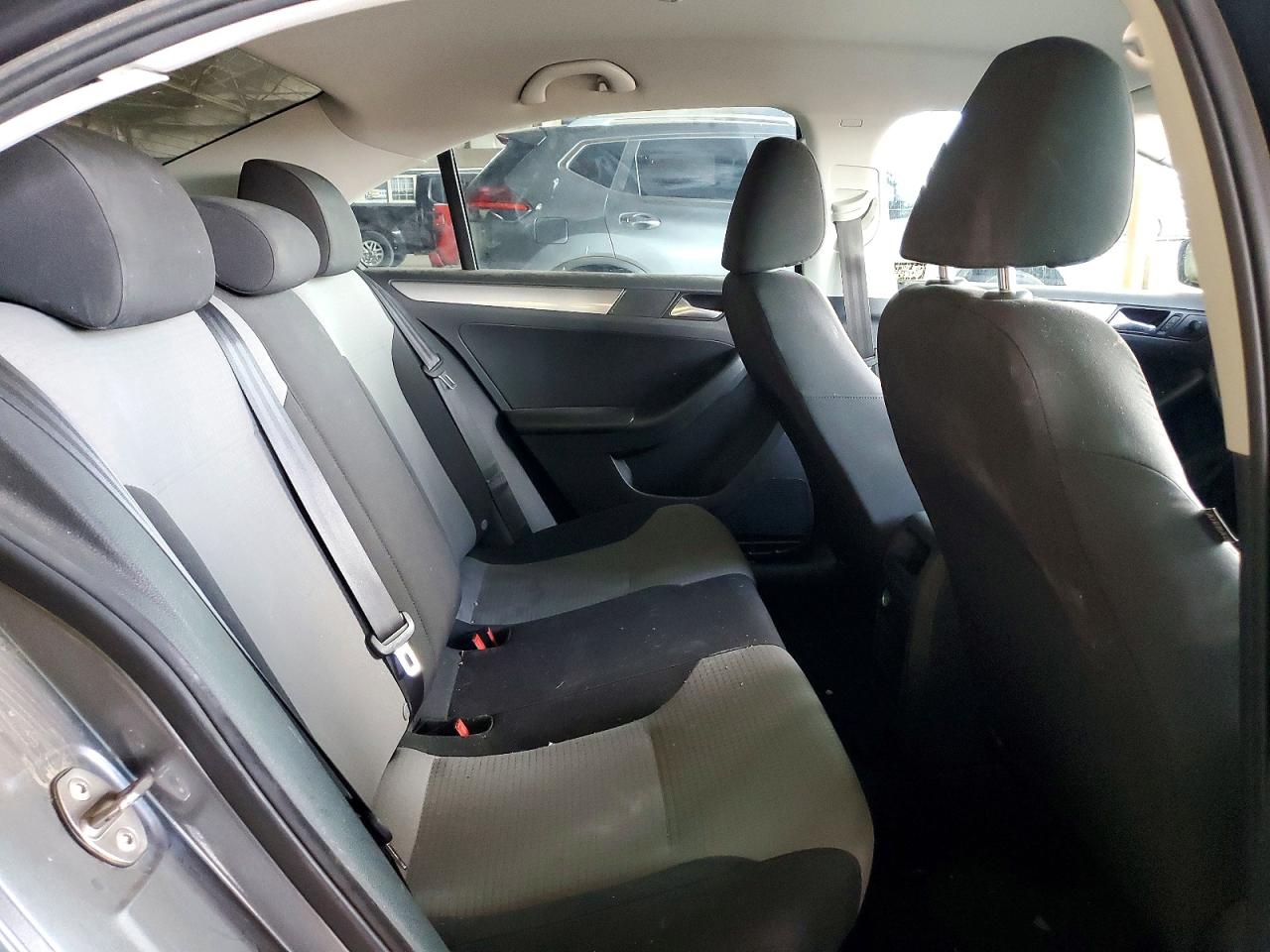 2017 VOLKSWAGEN JETTA S photo 19