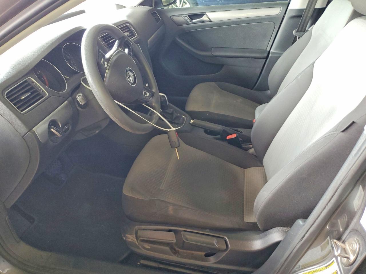 2017 VOLKSWAGEN JETTA S photo 13