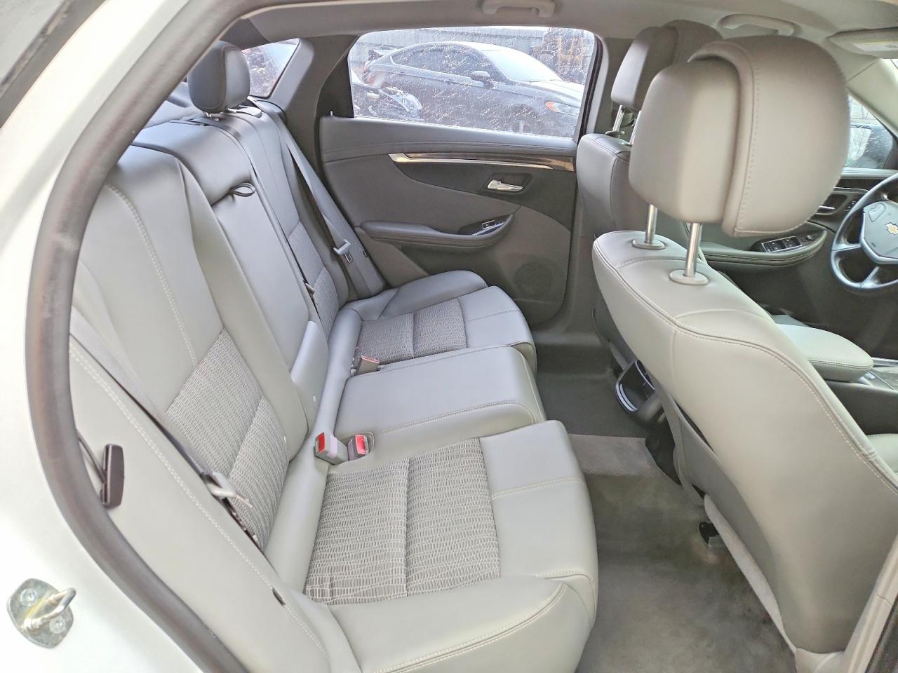 2014 CHEVROLET IMPALA LT photo 10