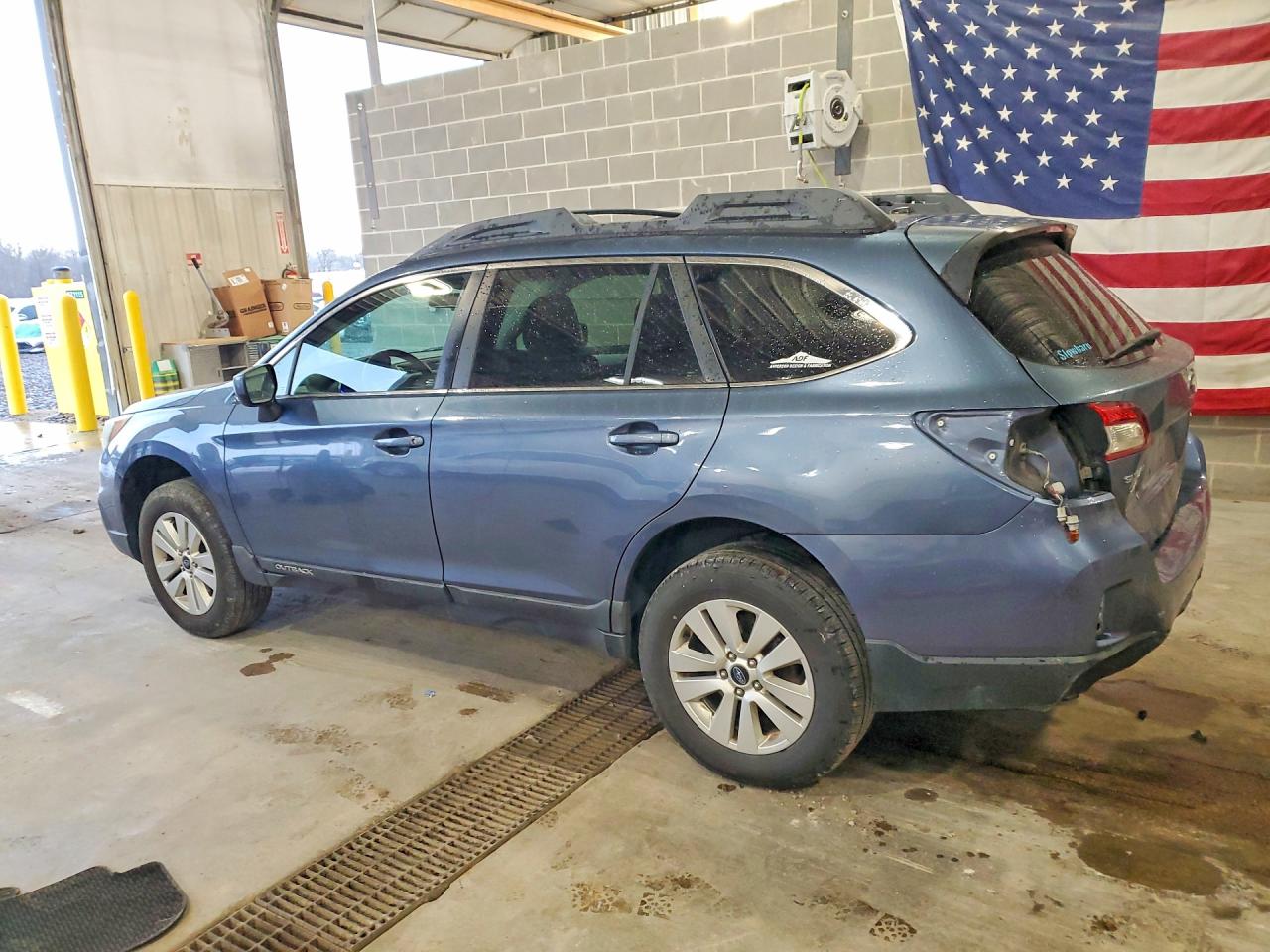 2015 SUBARU OUTBACK PREMIUM photo 4