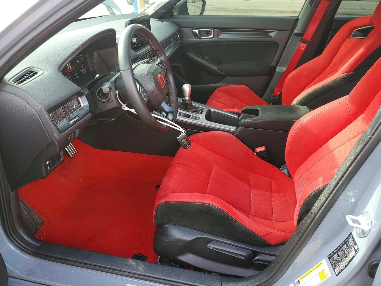 2024 HONDA CIVIC TYPE-R photo 13