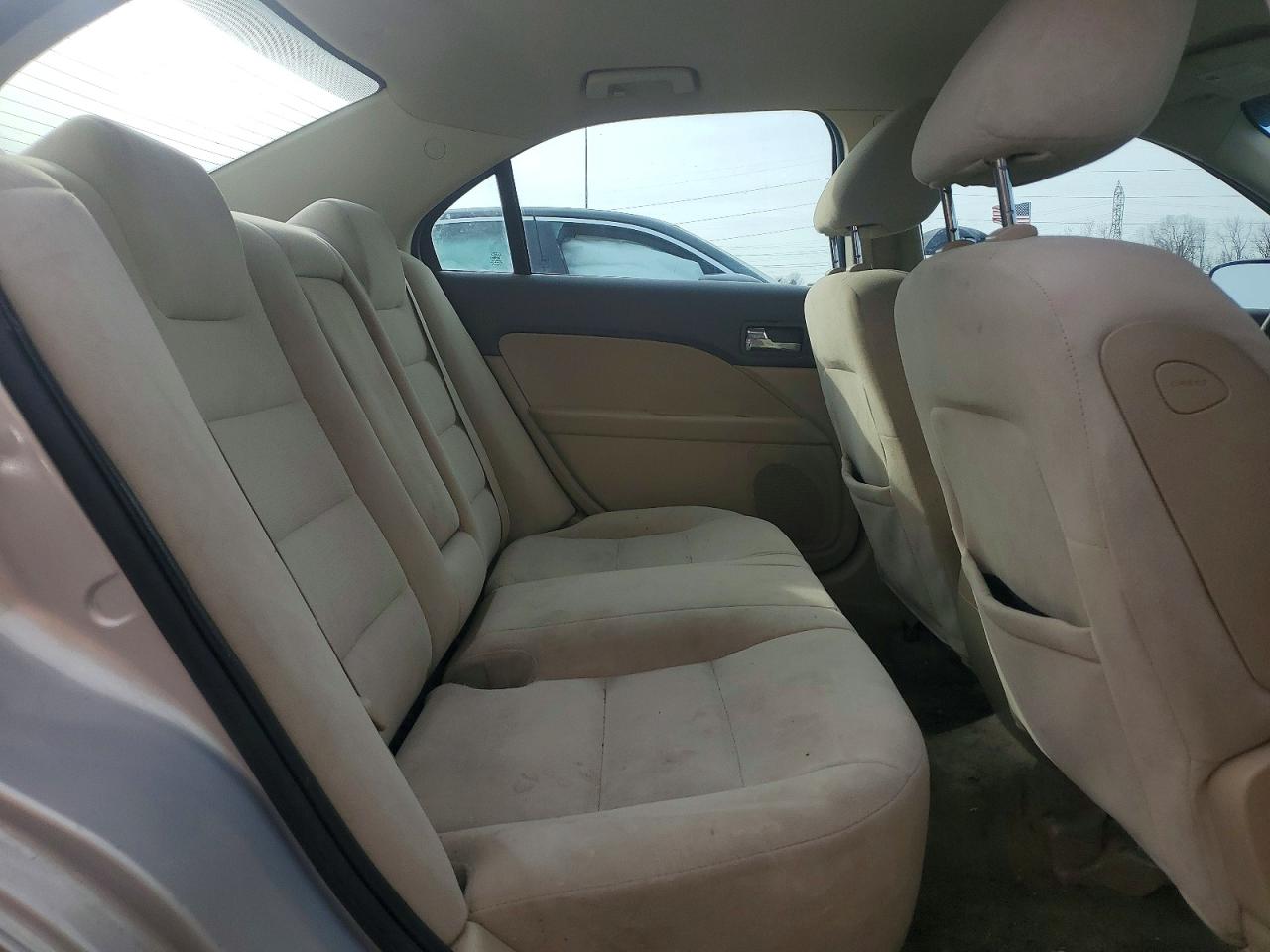2009 FORD FUSION SE photo 19