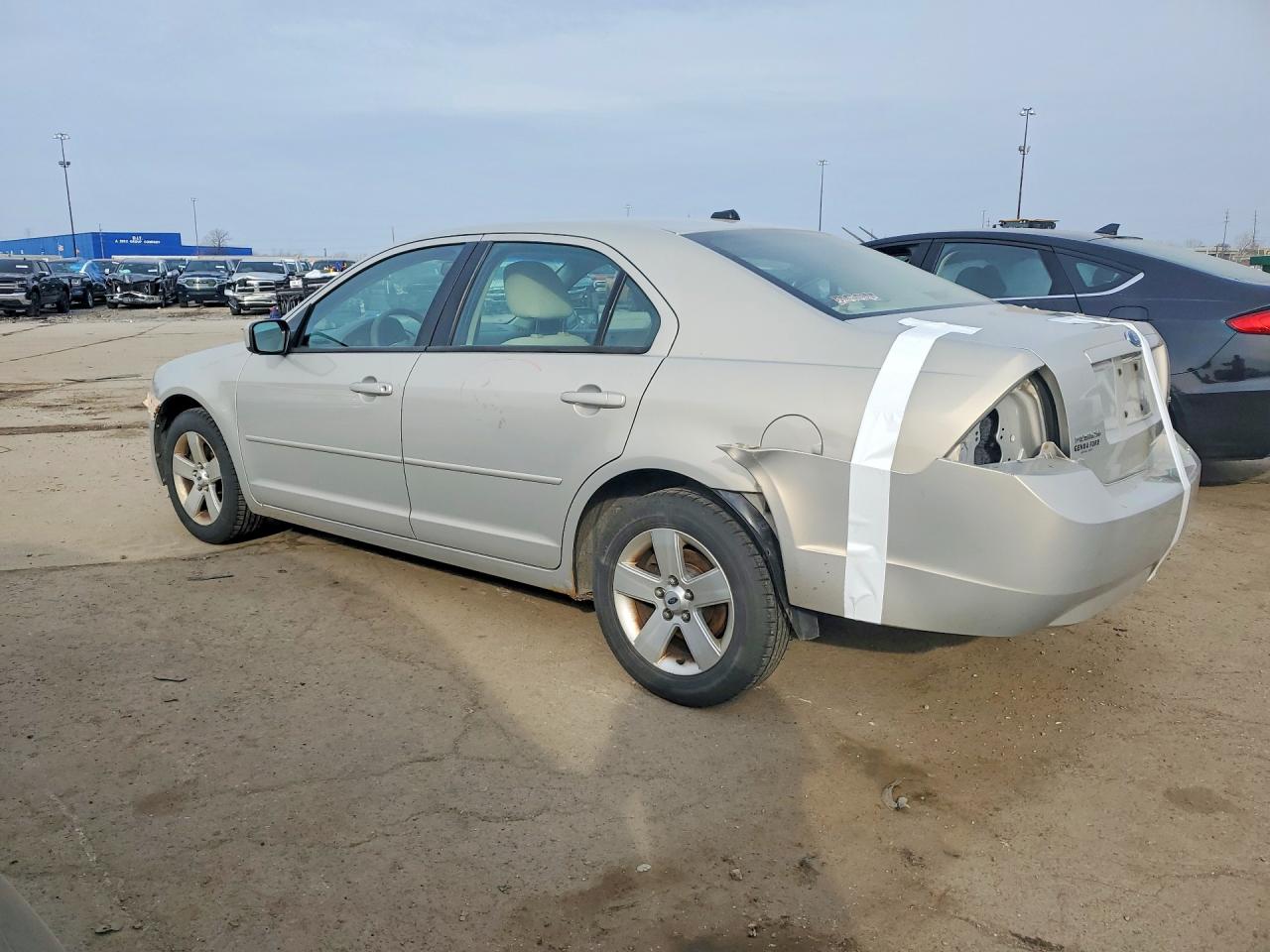 2009 FORD FUSION SE photo 3