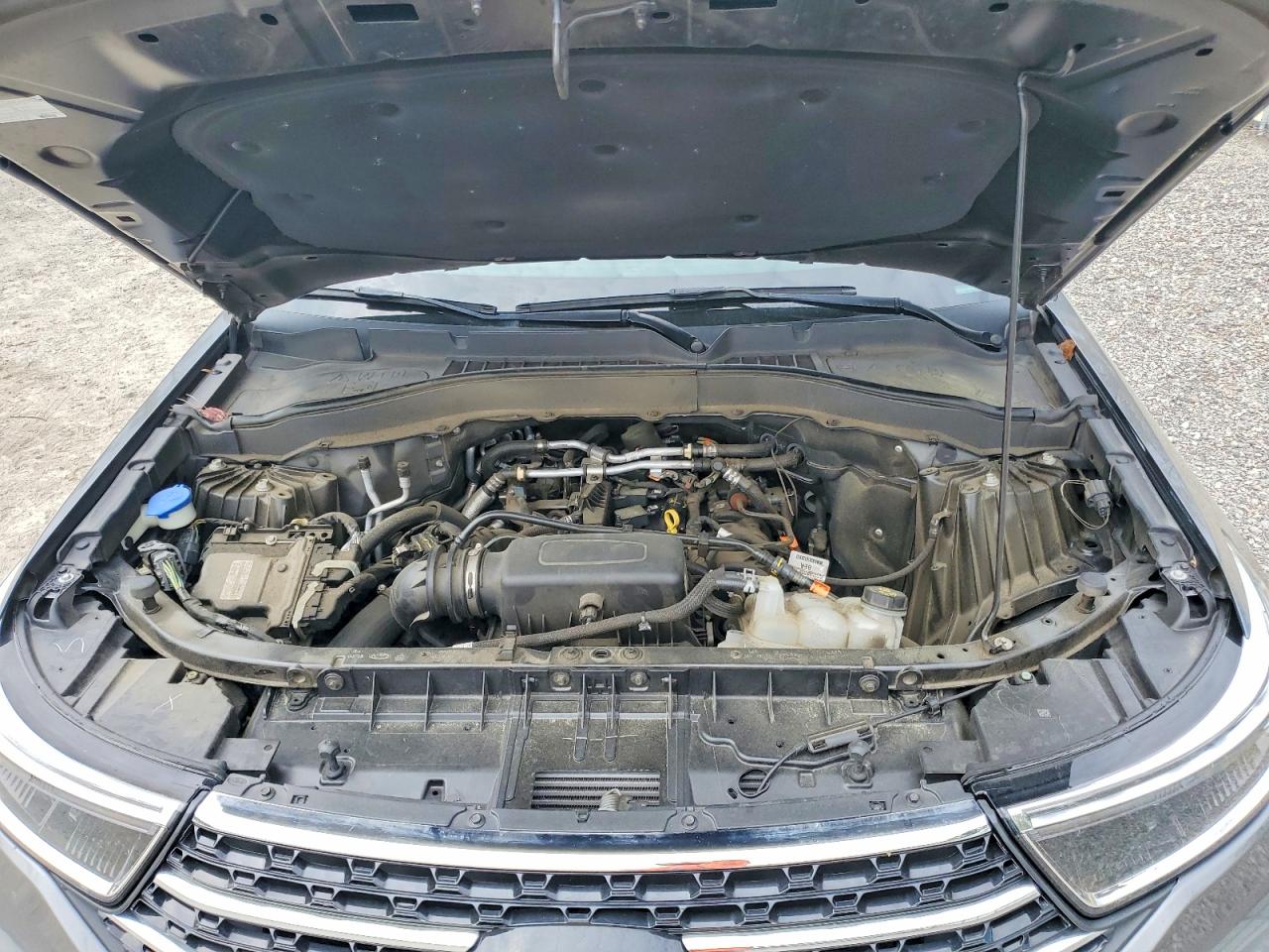 2021 FORD EXPLORER XLT photo 34