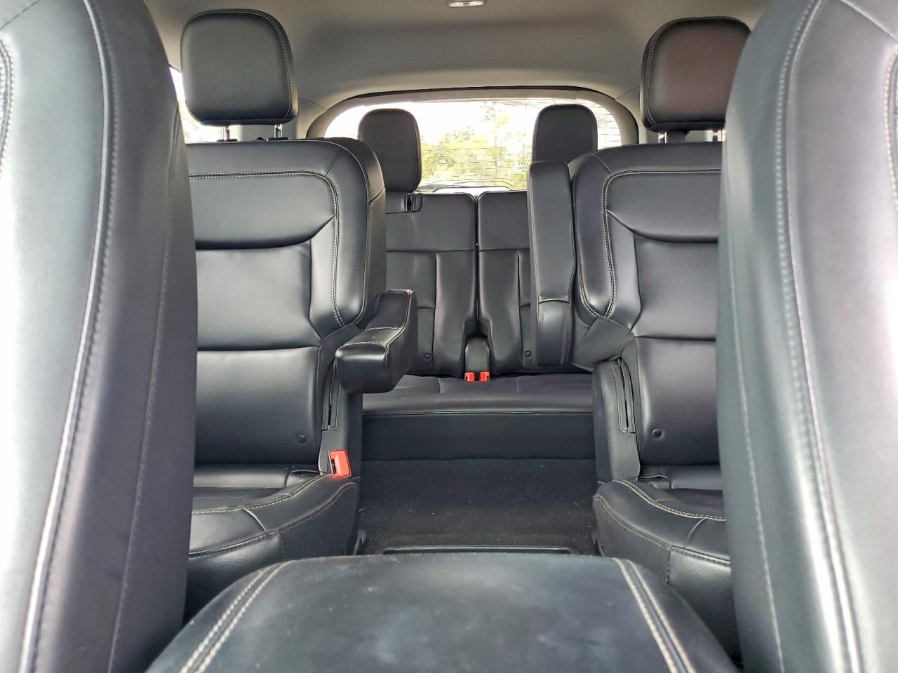 2021 FORD EXPLORER XLT photo 28