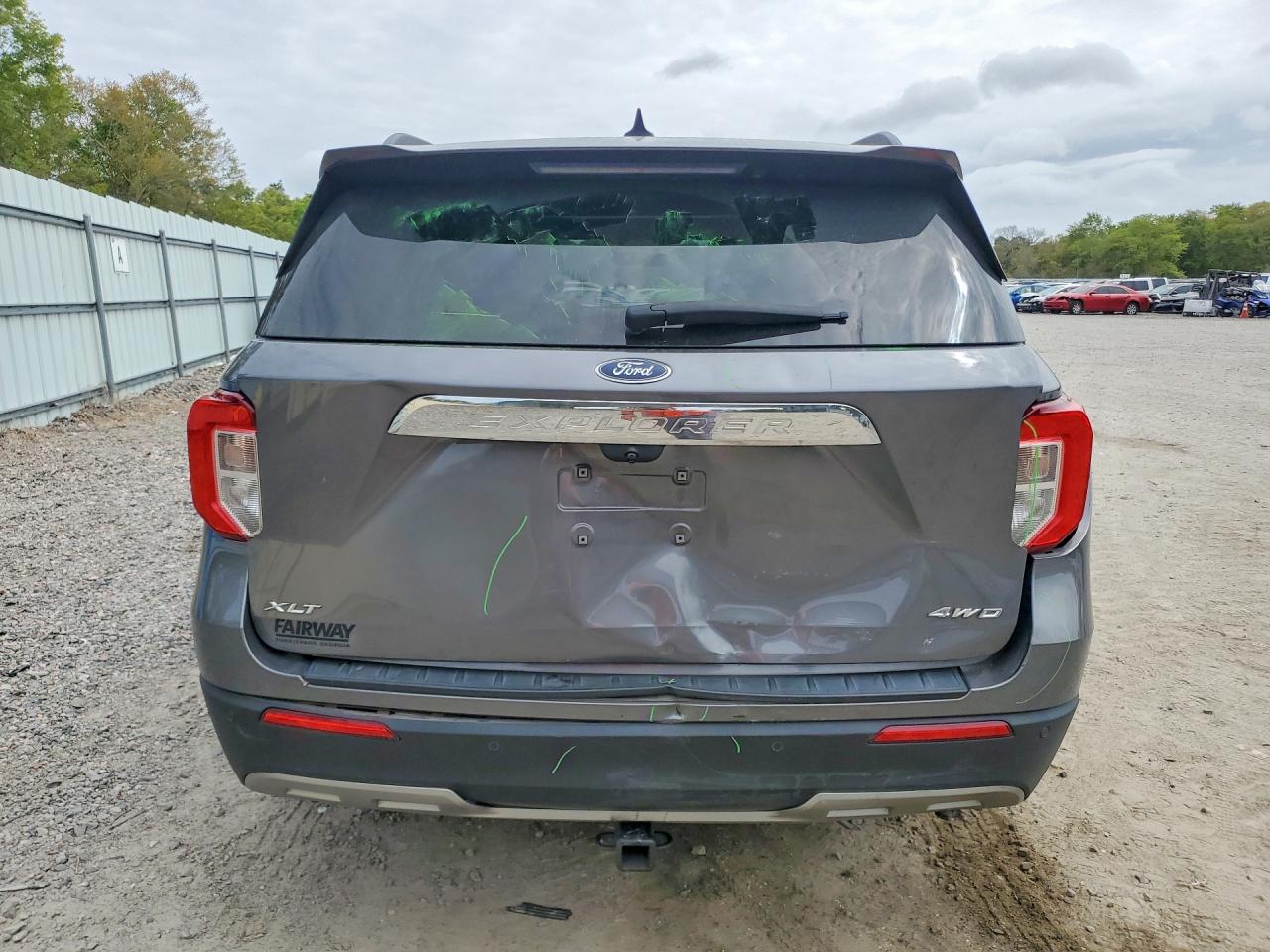 2021 FORD EXPLORER XLT photo 16