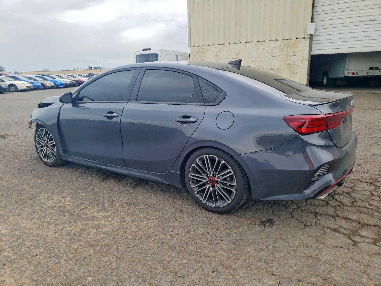2024 KIA FORTE GT photo 3