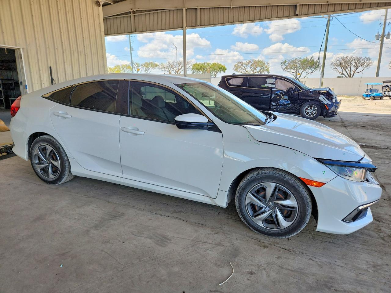 2020 HONDA CIVIC LX photo 4