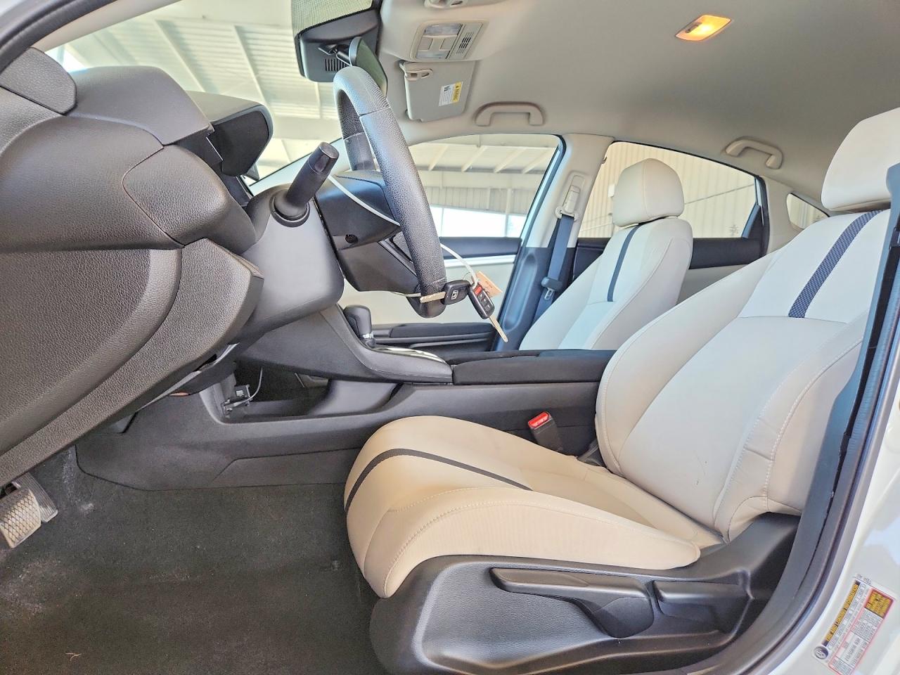 2020 HONDA CIVIC LX photo 7