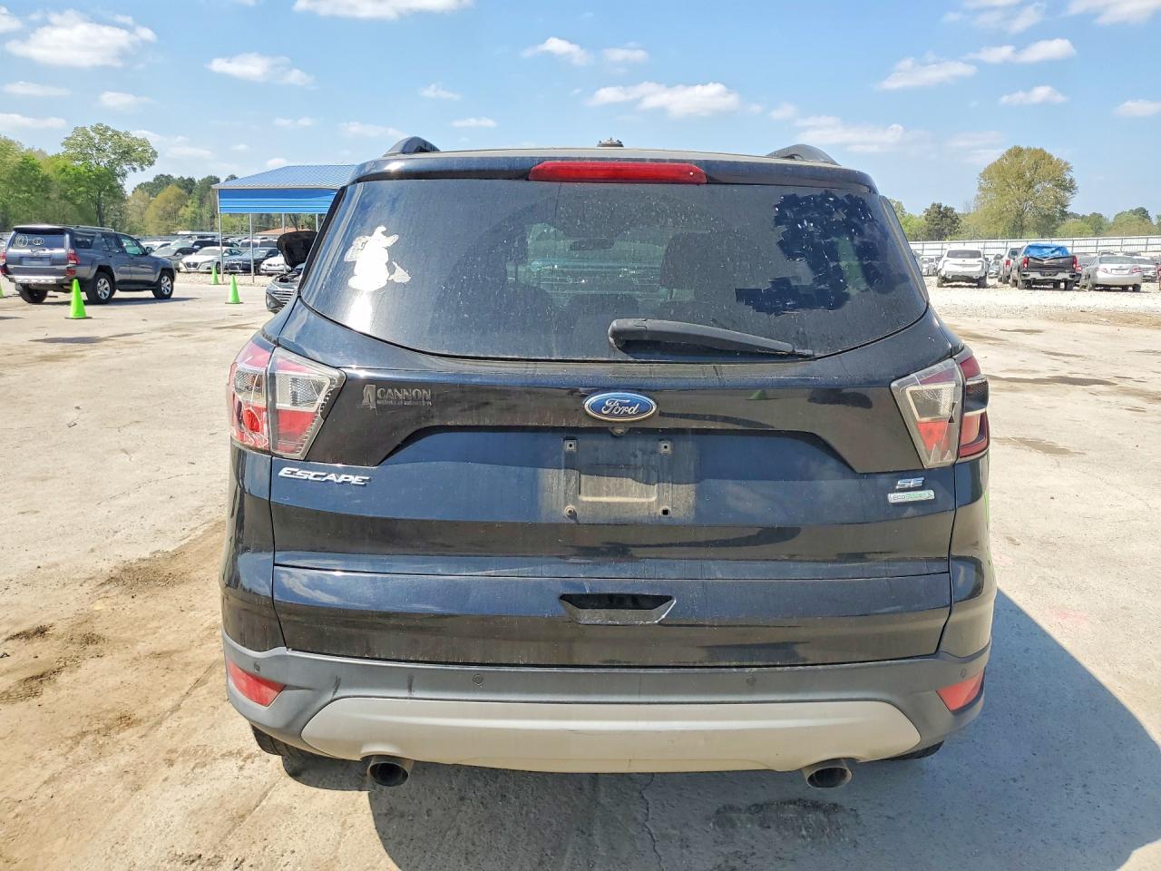 2017 FORD ESCAPE SE photo 16