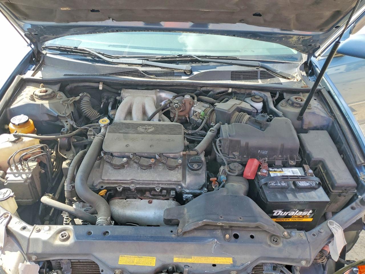 2002 TOYOTA CAMRY XLE V6 photo 11