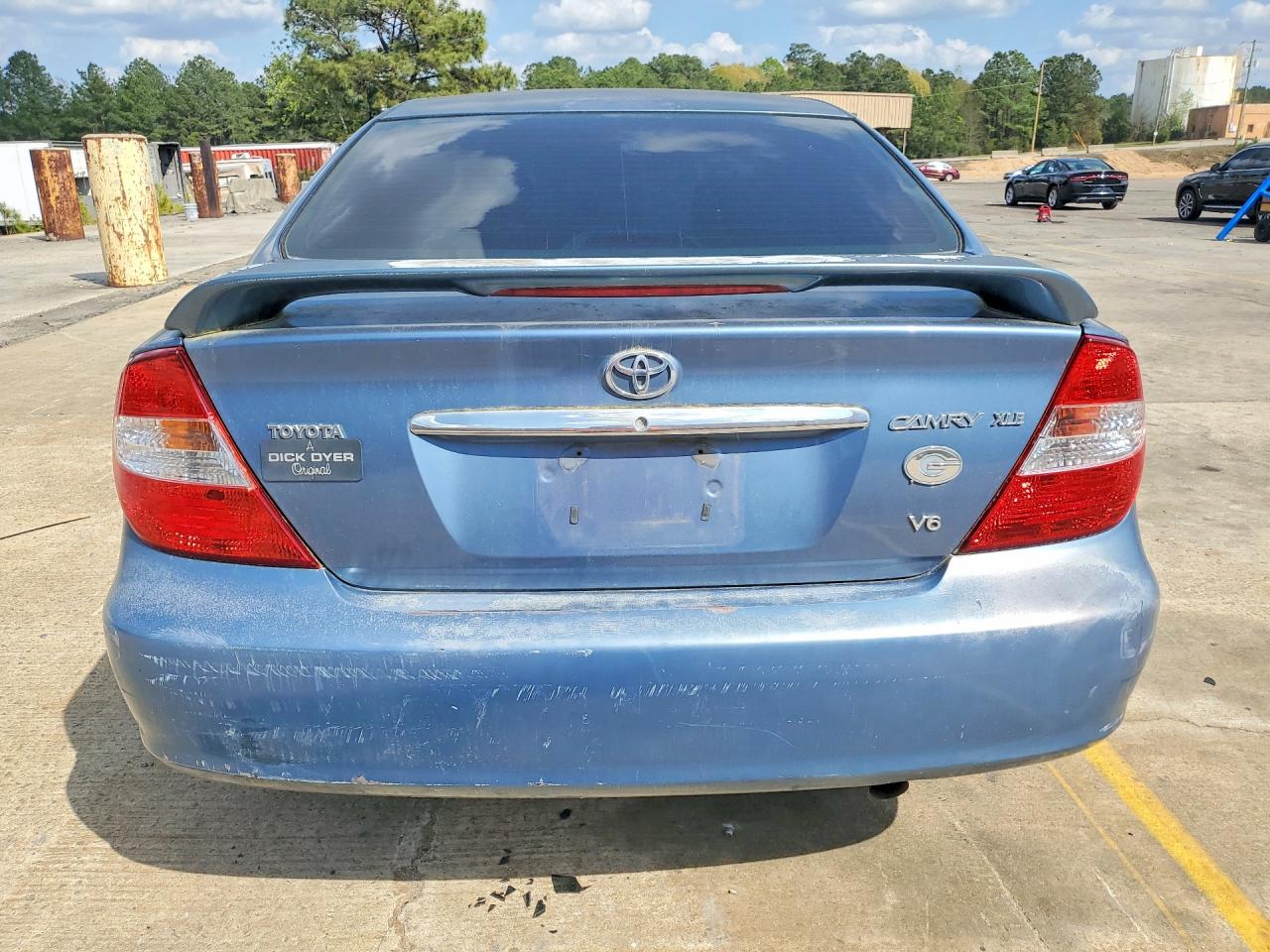 2002 TOYOTA CAMRY XLE V6 photo 6