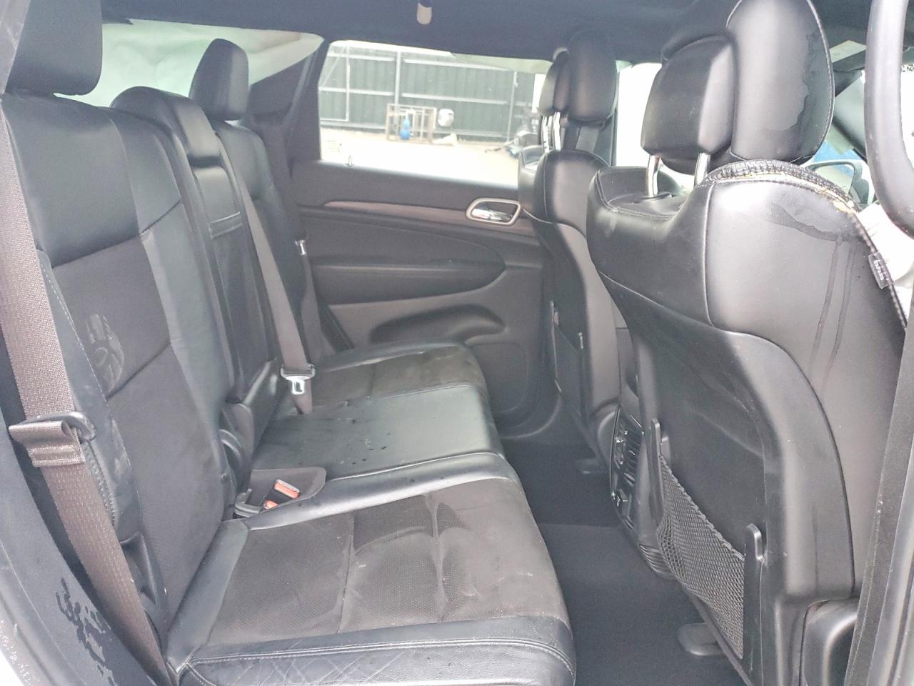 2020 JEEP GRAND CHEROKEE LAREDO photo 11