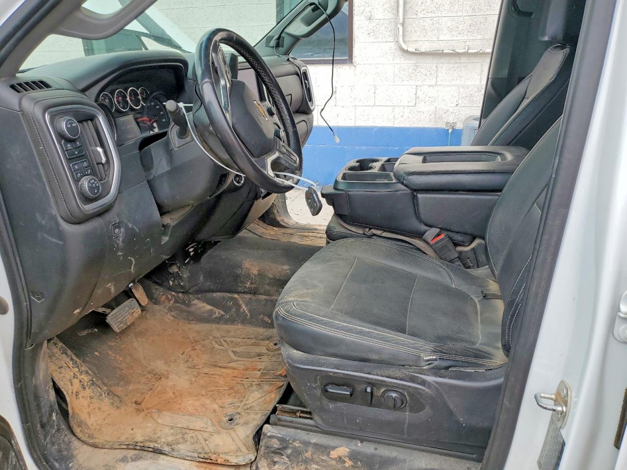 2021 CHEVROLET SILVERADO K3500 LT photo 13