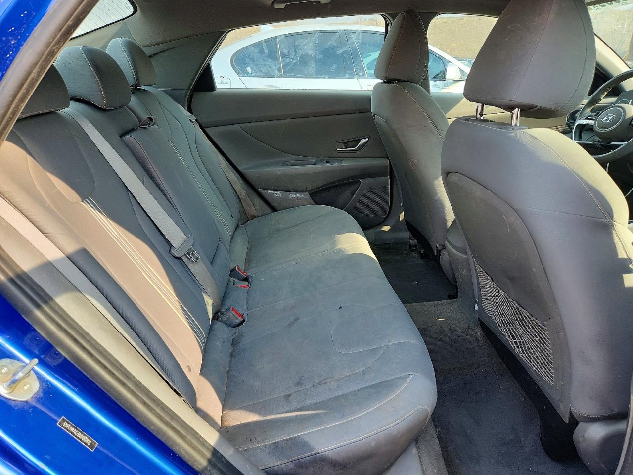 2021 HYUNDAI ELANTRA SEL photo 19