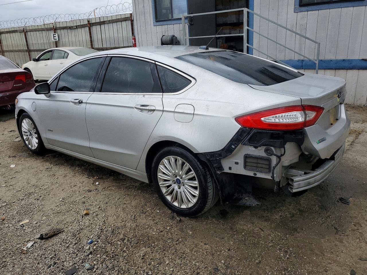 2013 FORD FUSION SE PHEV photo 3