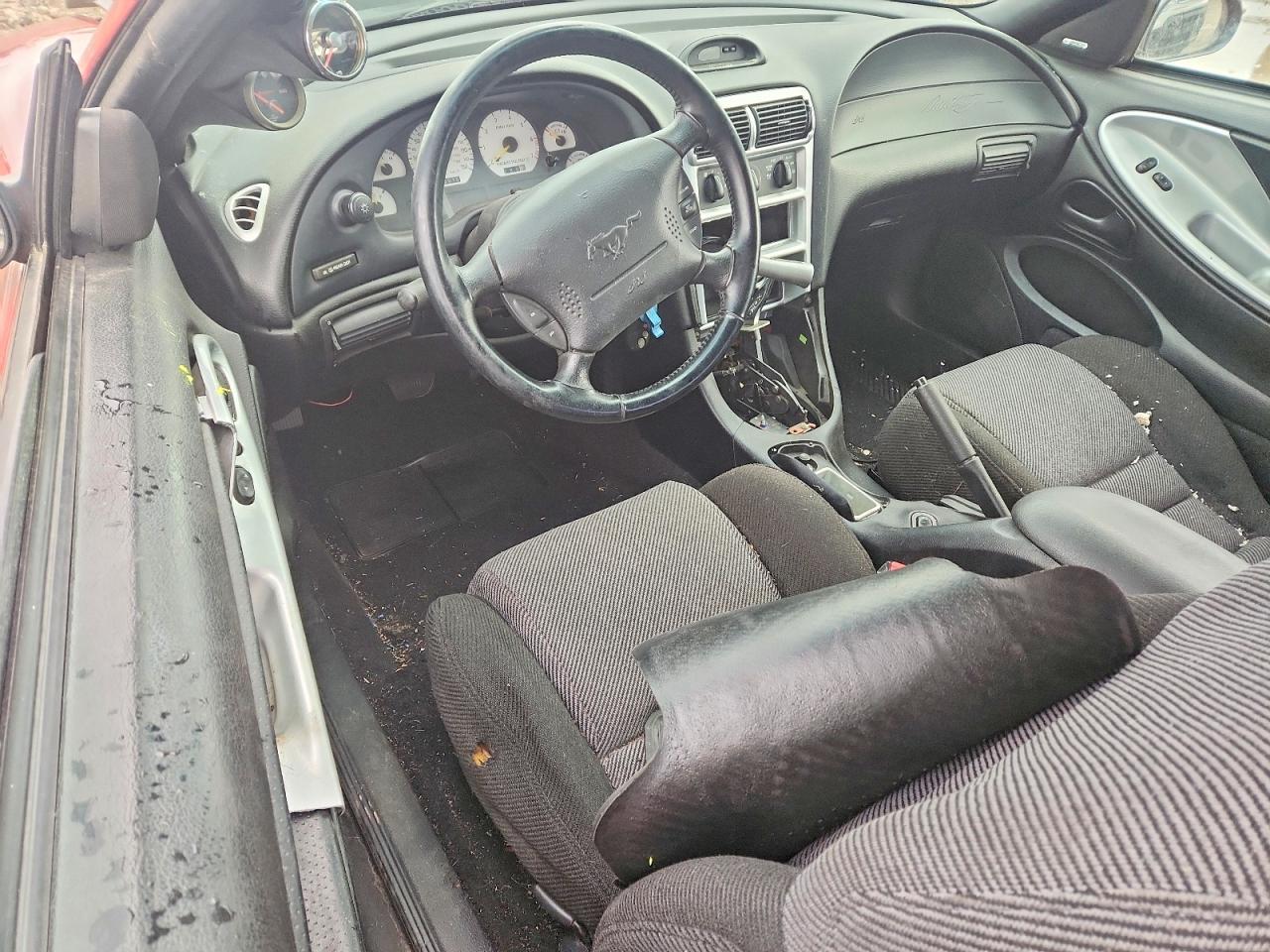 1995 FORD MUSTANG GT photo 8