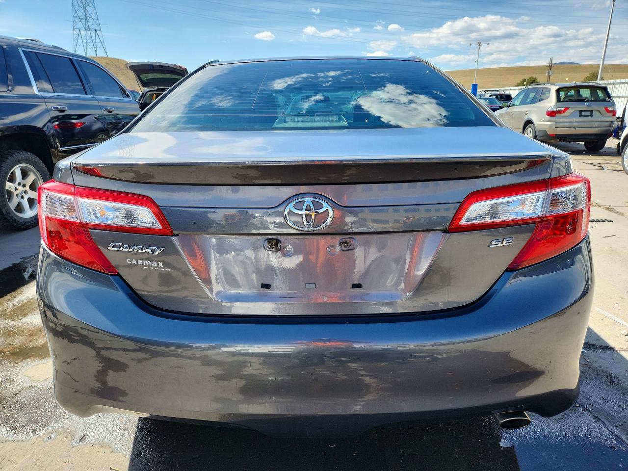 2013 TOYOTA CAMRY SE photo 16