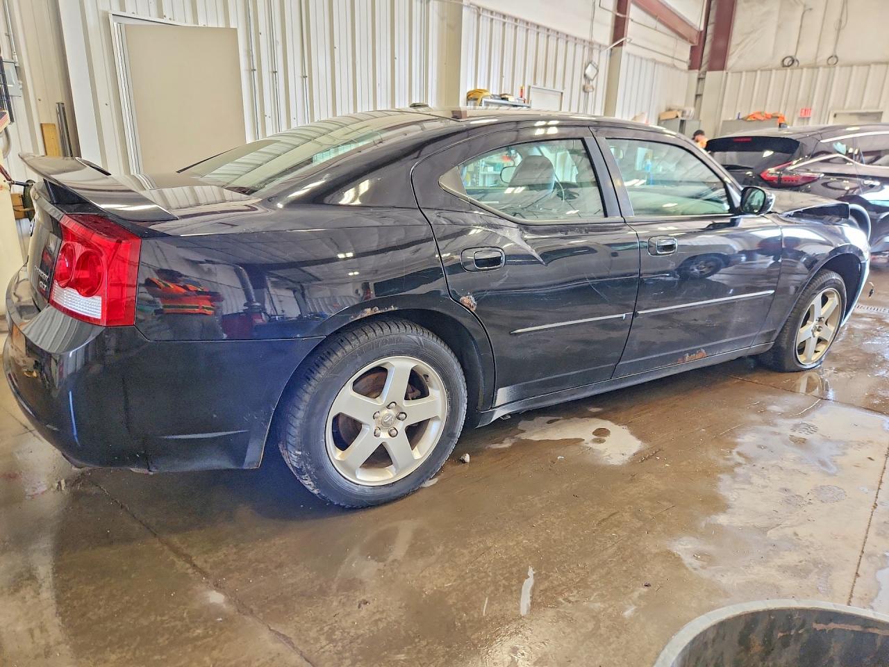 2010 DODGE CHARGER SXT photo 5